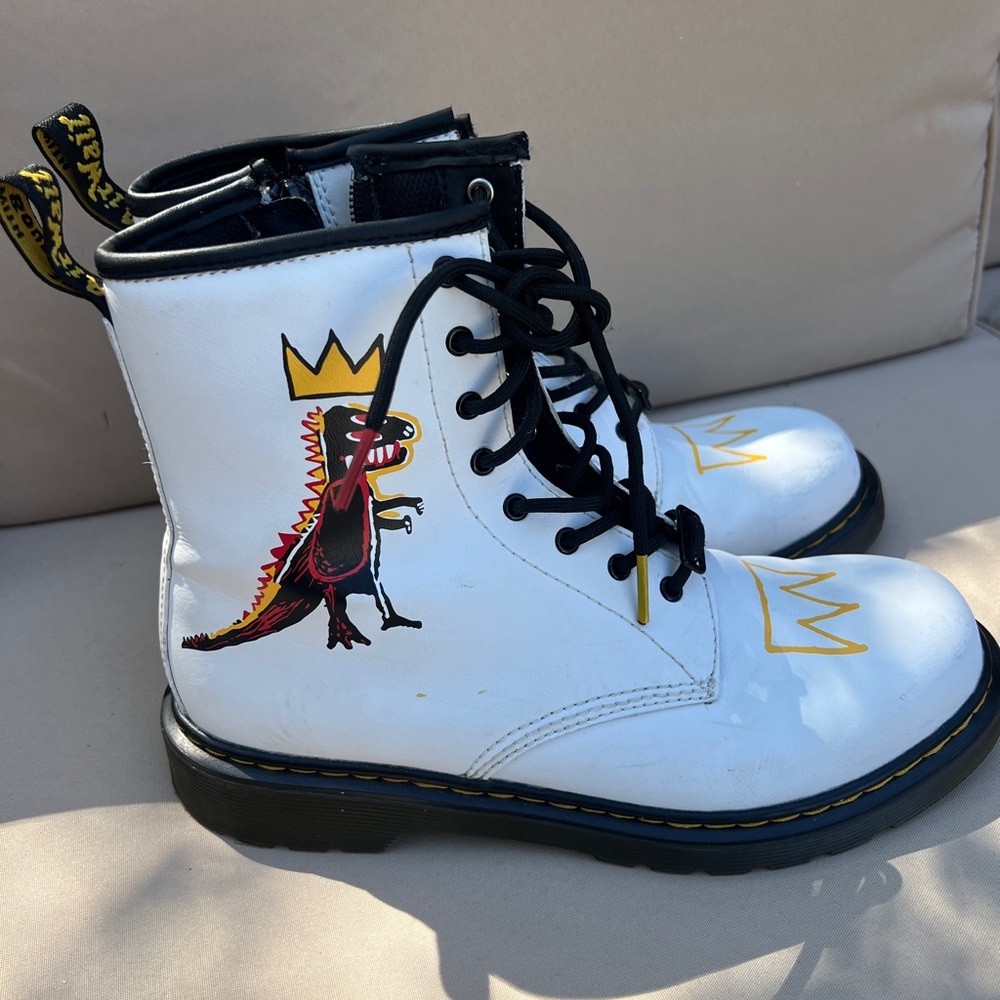 Dr. Martens Rare Basquiat Sz 6M